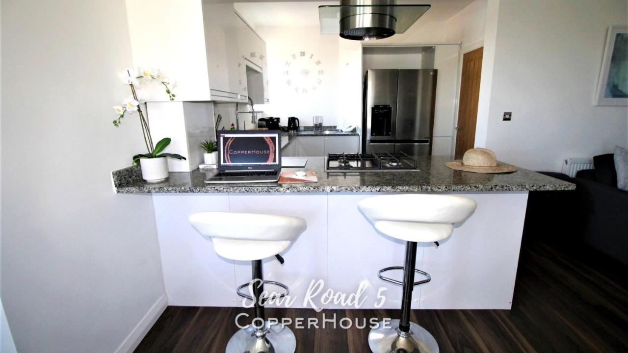 Beautiful Apartments On The Sea Front - Sea Road 5 Felixstowe Extérieur photo