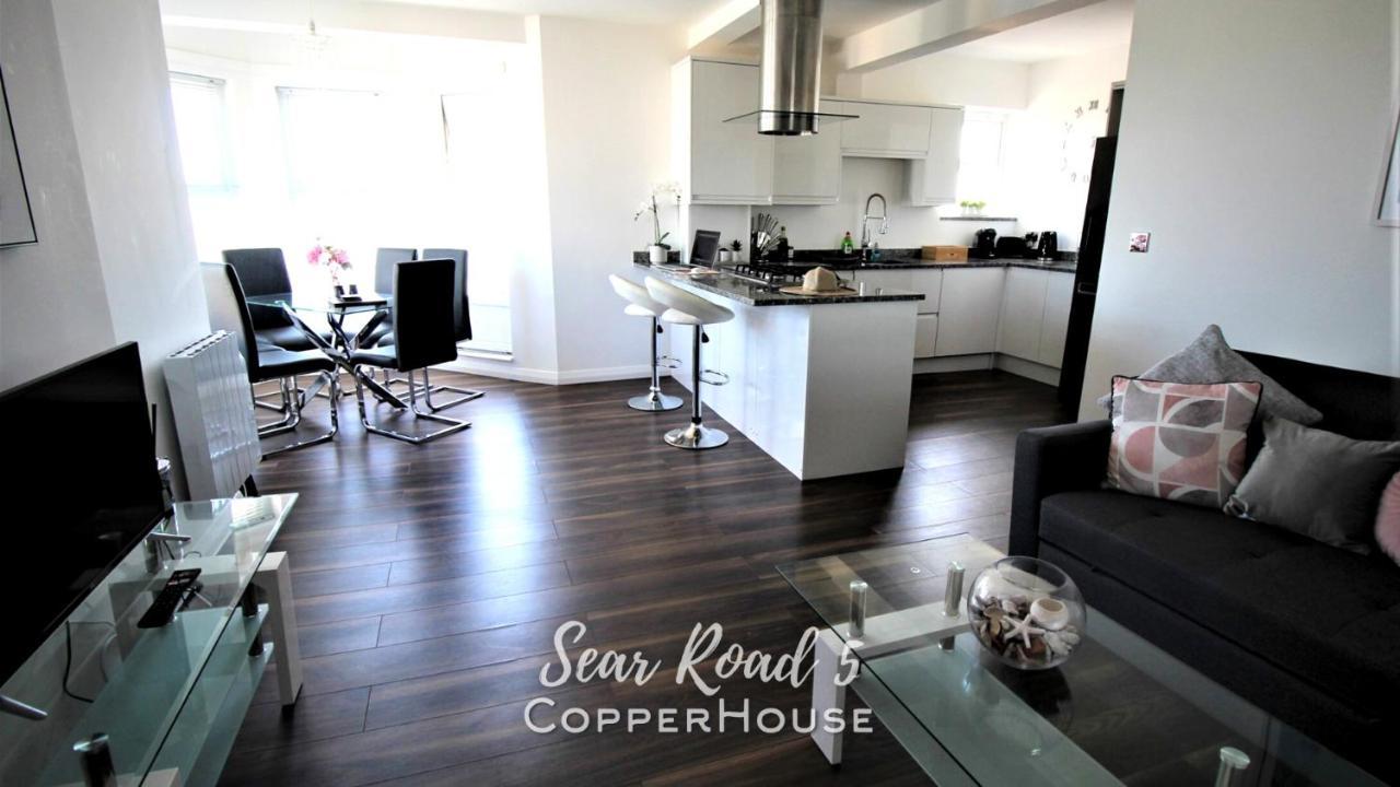 Beautiful Apartments On The Sea Front - Sea Road 5 Felixstowe Extérieur photo