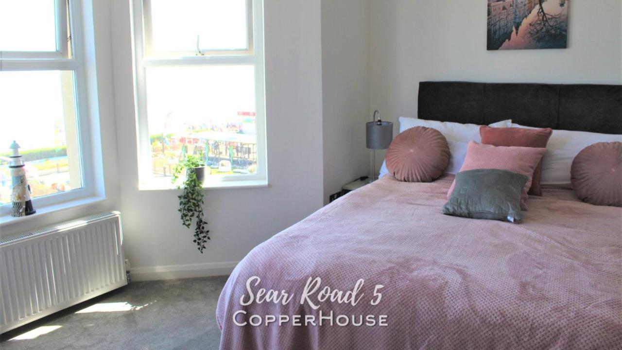 Beautiful Apartments On The Sea Front - Sea Road 5 Felixstowe Extérieur photo